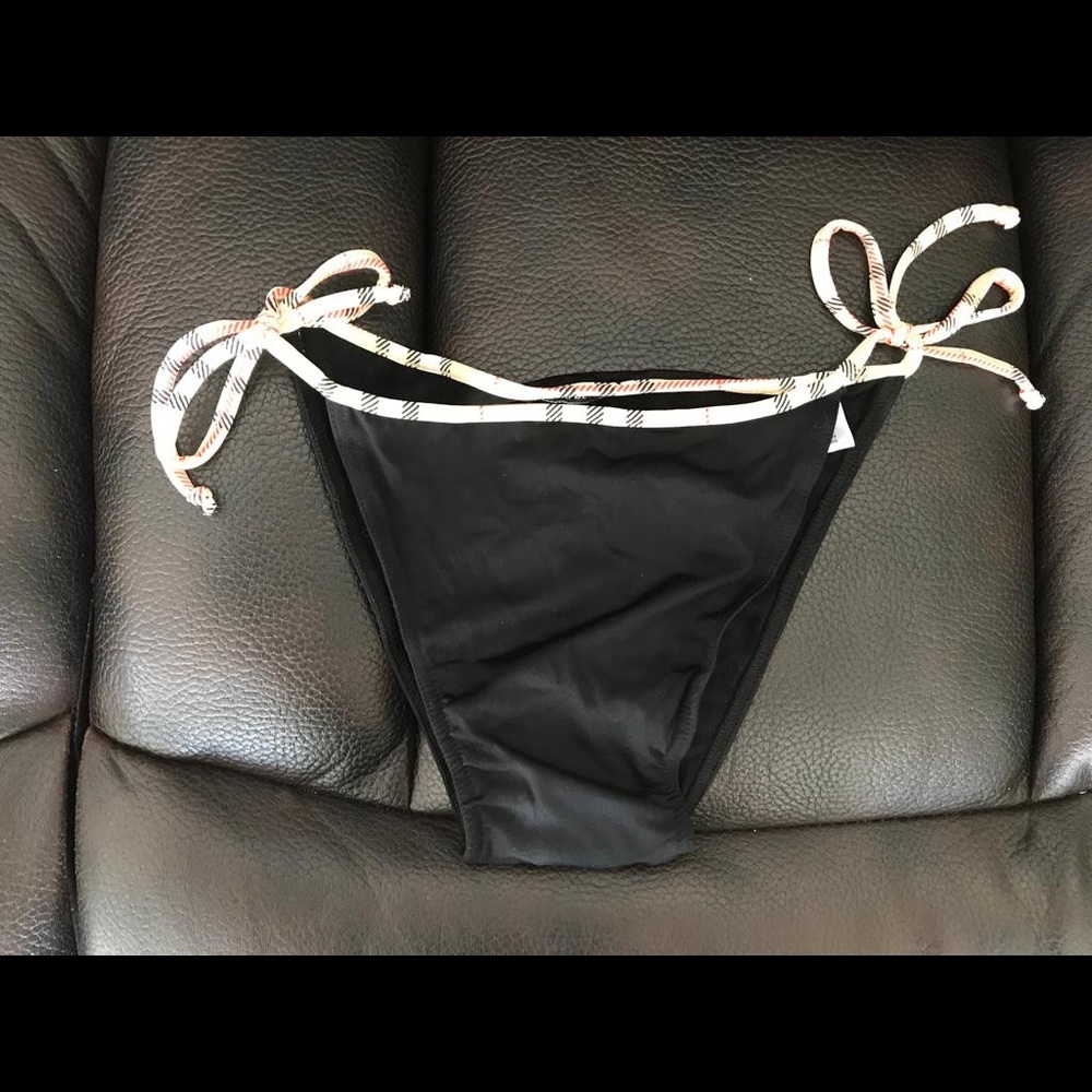 Bikini bottom